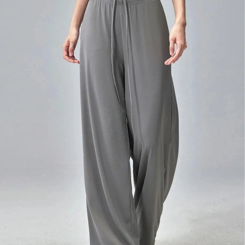 Women's Relaxed Wide-Leg Trousers