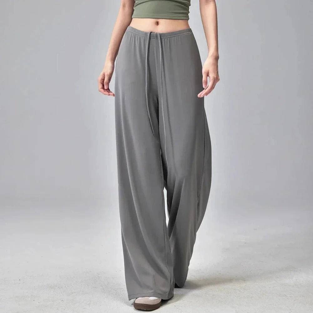 Women's Relaxed Wide-Leg Trousers